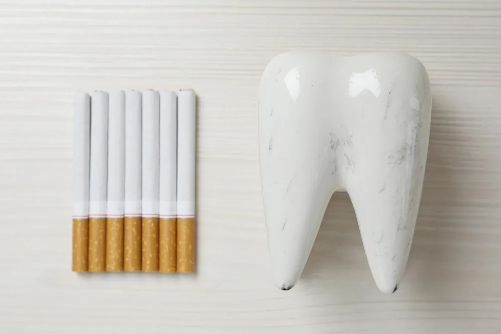 İmplant Sonrası Sigara İçmek Zarar Verir Mi? implant sonrası sigara